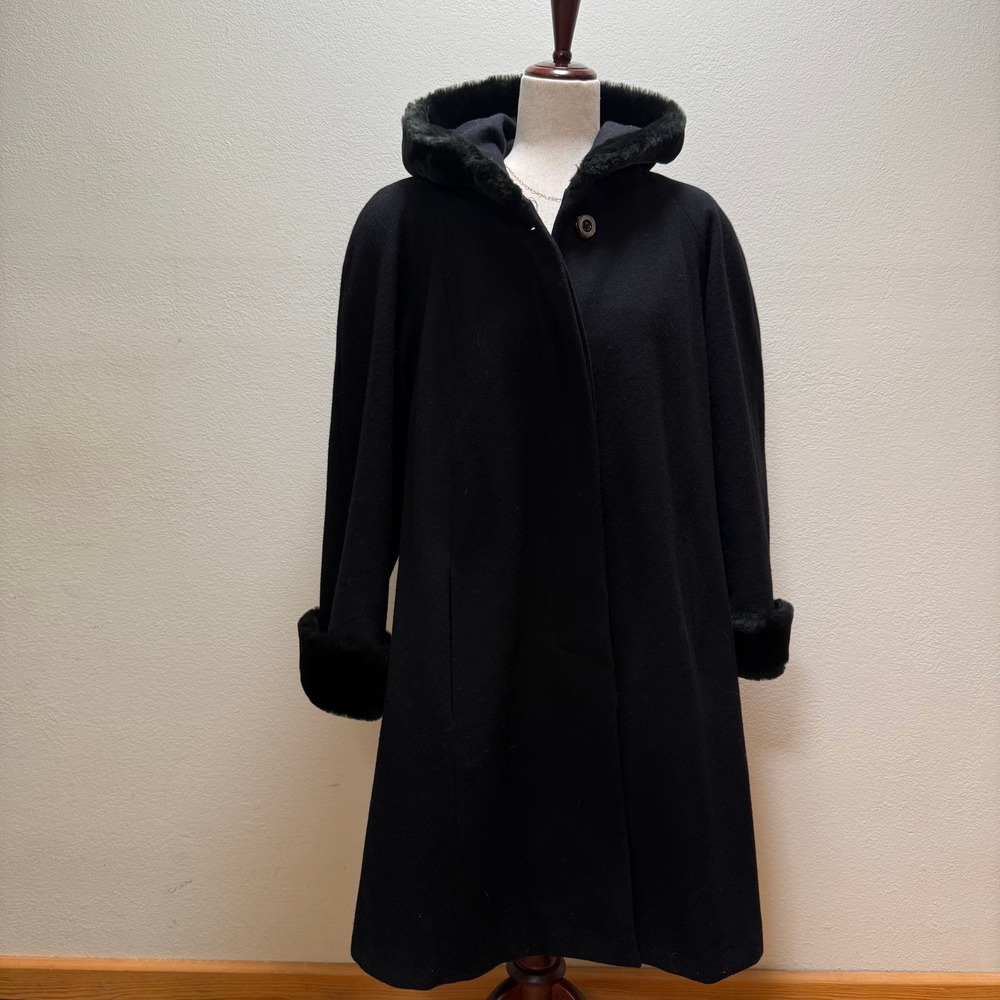 Vintage Braetan Black Wool‎ Hooded Winter Coat Made in Urkaine Size 14